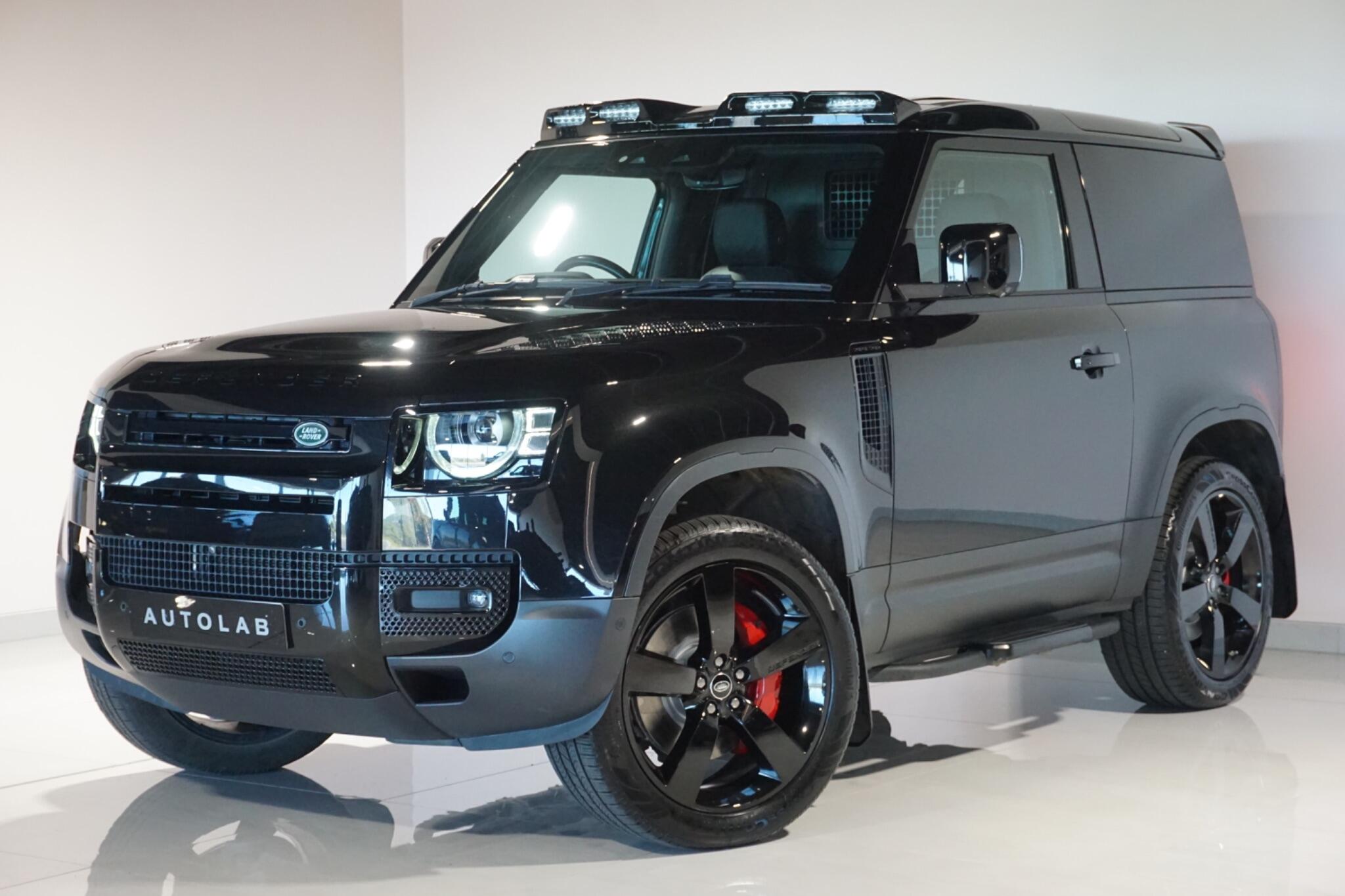 Land Rover Defender 90 3.0 D250 MHEV SE Hard Top SUV 3dr Diesel Auto 4WD SWB Euro 6 (s/s) (250 ps)